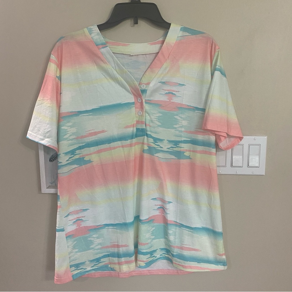 Watercolor tee from Amazon like new